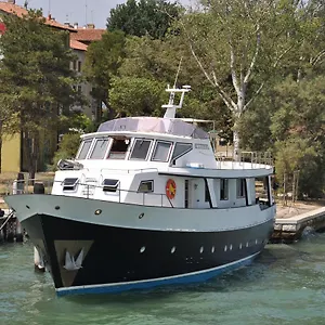 Botel Yacht Fortebraccio, Venezia